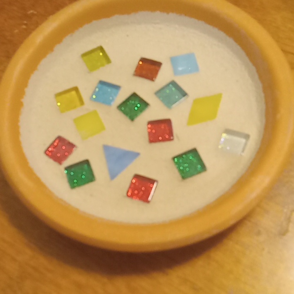 Bee watering station